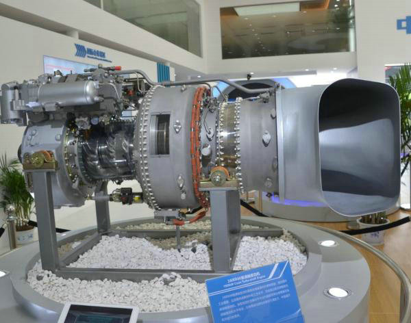 资料图:涡轴-10发动机模型首次展示.