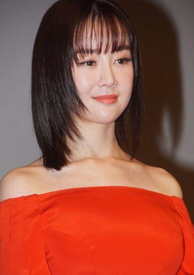 张檬的脸彻底残了,这是动了多少刀才变成这样的啊?