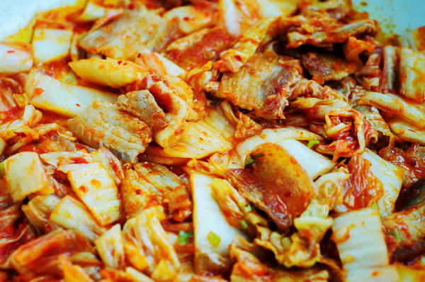 实用下饭有绝招,如何炒辣白菜才配白米饭?