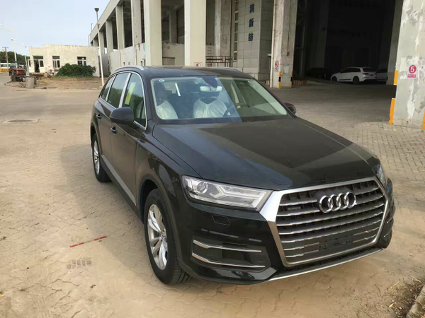 天津港进口奥迪q7美规版欧规版3.0t报价