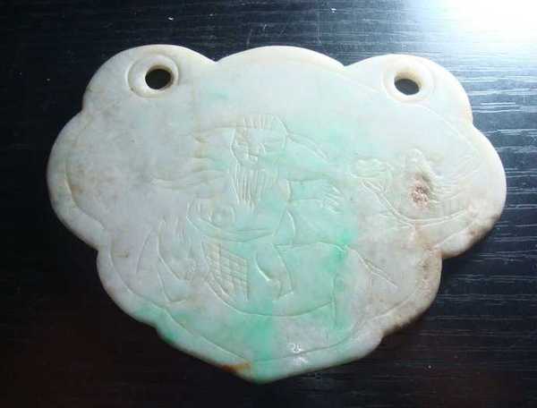 红楼梦中薛宝钗戴的黄金长命锁