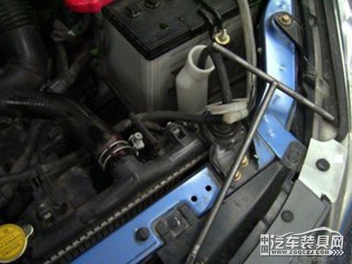 发动机水箱翻水原因 找对方法来判断 汽车频道 手机搜狐