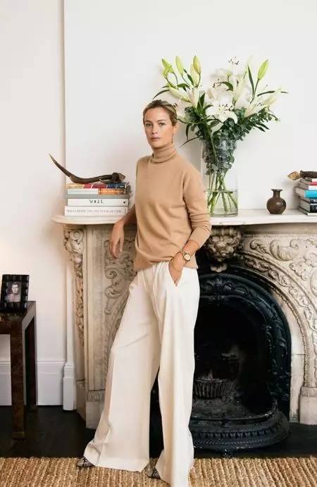 这条自带PS瘦腿功能的神奇裤子,贝嫂穿上就脱