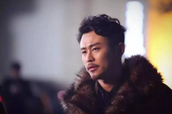 影视演员郑歌,籍贯洛阳,毕业于北京电影学院表演系.