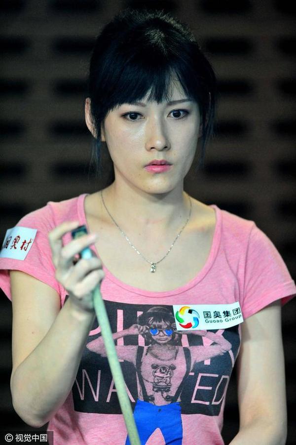 何心如被内地球迷戏称"邻家女孩""宝岛美女""冰美人",她是中国台湾一