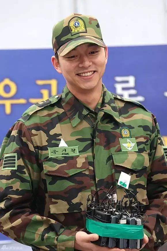 纹身 肌肉 才华,实现从青涩少年到肌肉型男的蜕变