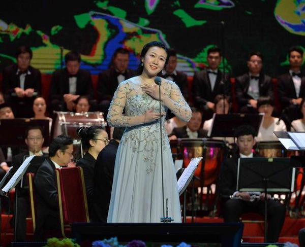 戴玉强女儿戴梓伊演唱