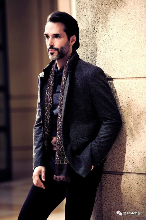 男士围巾配西装 这个冬季凹造型就要暖一点