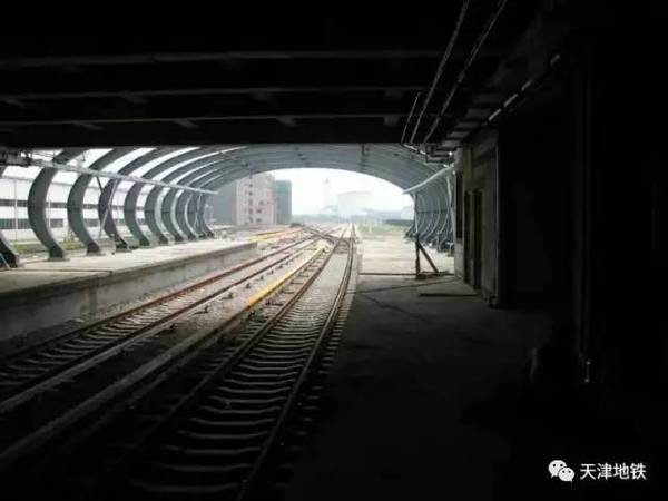 再见,双林地铁站!再见,地铁1号线服役10年的老列车!