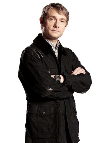 s1e03泳池一幕里他穿着woolrich(专注户外的美国品牌)的军绿色帕克