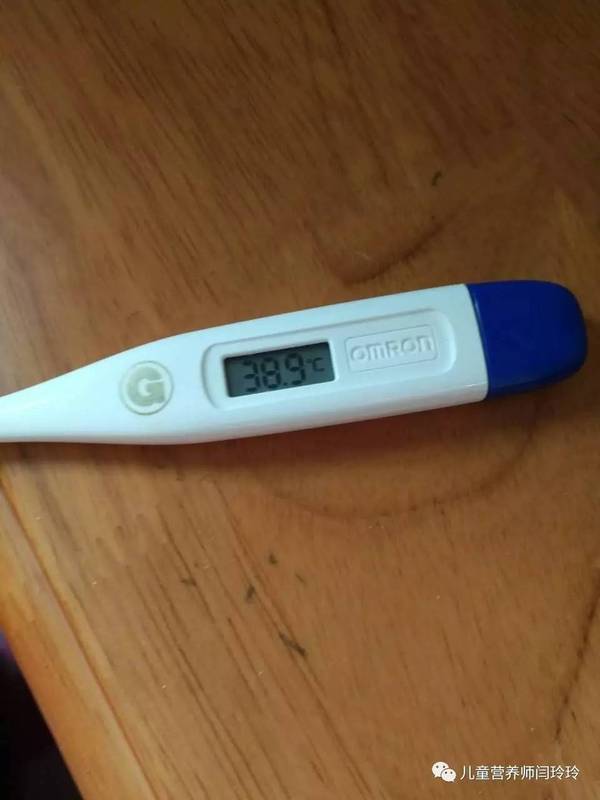 女儿发烧后的一日三餐搭配,营养均衡促康复