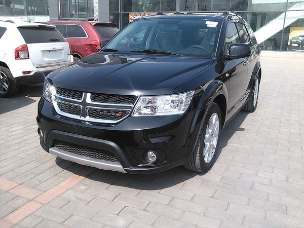 全新进口大七座豪华suv道奇酷威尊尚版元旦特惠,三十万以内最高性价比