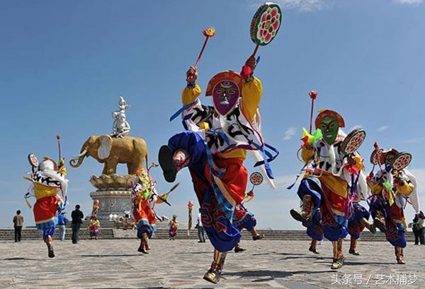 羌姆:藏传佛教里的宗教舞蹈