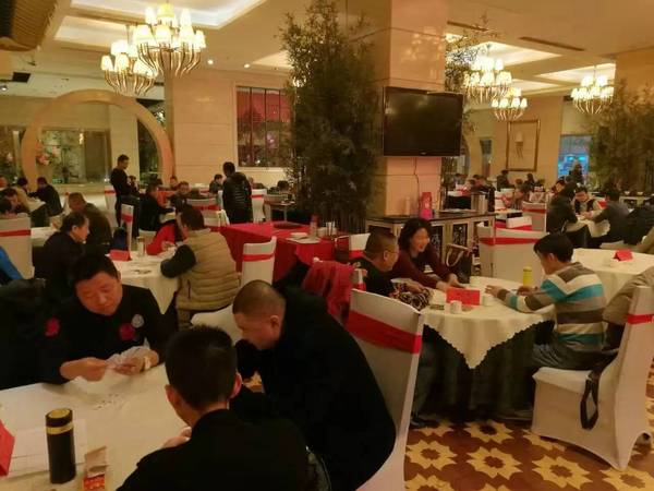 《旗开得胜》万人斗地主大赛迎来水平最高的一