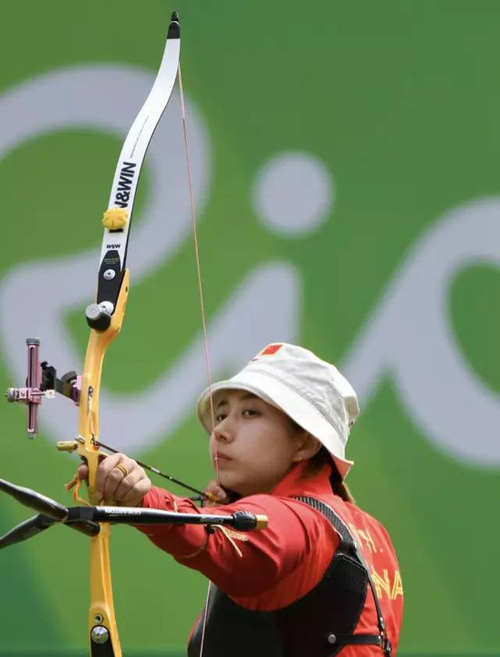 另一名中国小将吴佳欣在16强战中,以总比分6比0淘汰萨尔瓦多选手