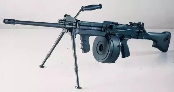 56毫米自动步枪,fn minimi(米尼米)轻机枪.