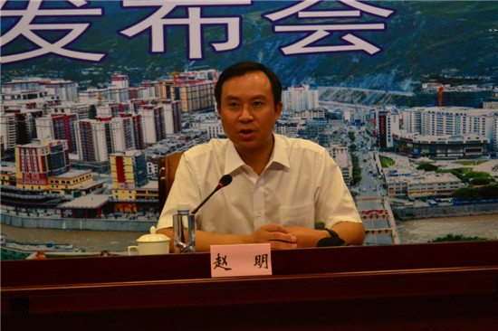 赵明:西藏昌都市地处澜沧江,金沙江,怒江"三江"流域,是川藏,滇藏猜眄