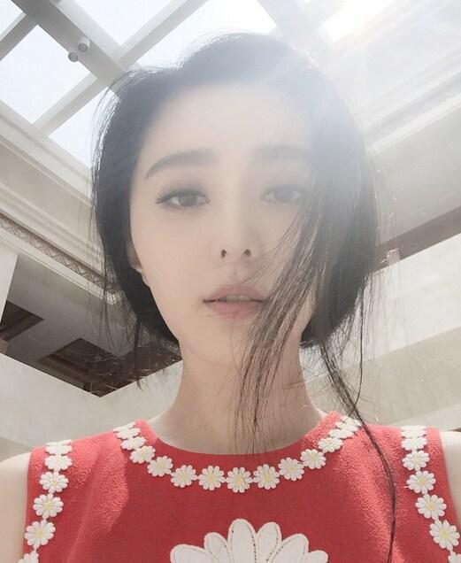 刘德华为何要疯狂赞美范冰冰最美女星?-新闻频