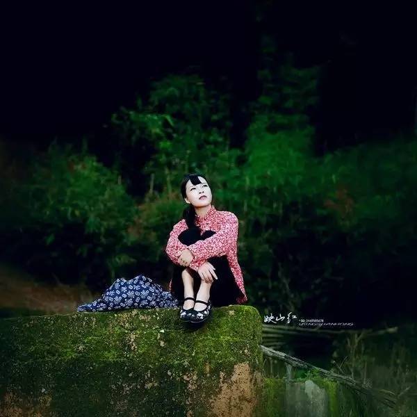 无锡百草园书店mp08-15 05:33 大 文/王海桑诵/玉雕龙 如果你来看我