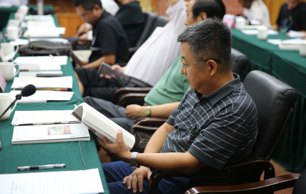 出现了诸如陈风笑,常书欣,谢荣鹏等优秀网络作家;科幻文学更是一枝