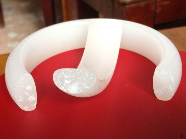 从20万的"和田玉玻璃"谈起