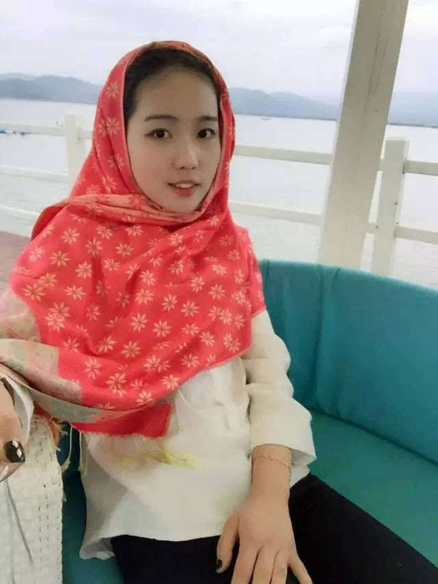 洛阳20岁水瓶座女孩,笑起来萌萌哒!更多私照.