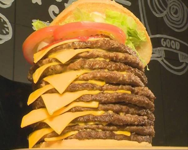 十层汉堡?不怕你吃不饱,就怕你吃不了!
