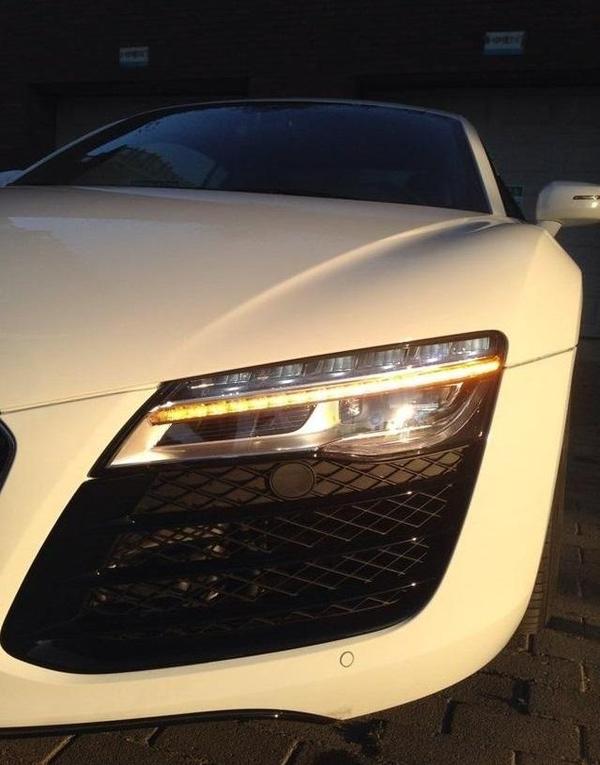 圆自己的跑车梦 谈奥迪r8购车经历