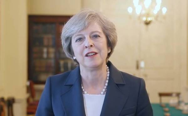 来源:iweekly周末画报(iweeklyapp) 点击观看英国首相特蕾莎·梅对