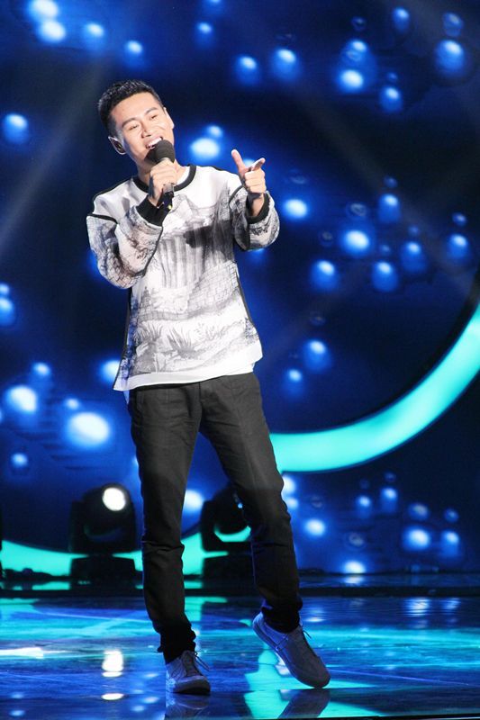 音乐人徐子崴录制节目时为何突然泪洒舞台?