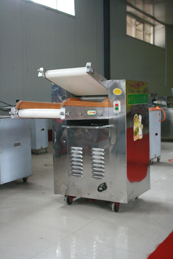 新型全自动揉面机