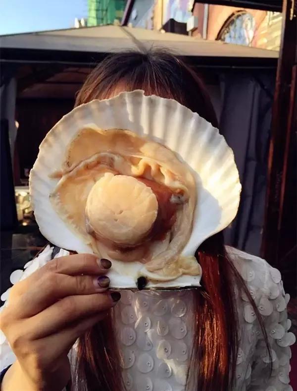 在长春吃过手臂长的大虾脸大的扇贝吗!大到没朋友