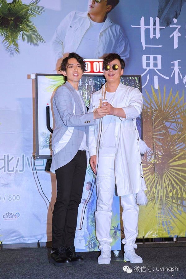 记得《你是我的眼》盲人原唱吗?今开万人演唱