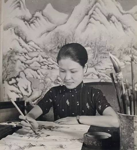 北京女画家洋图片