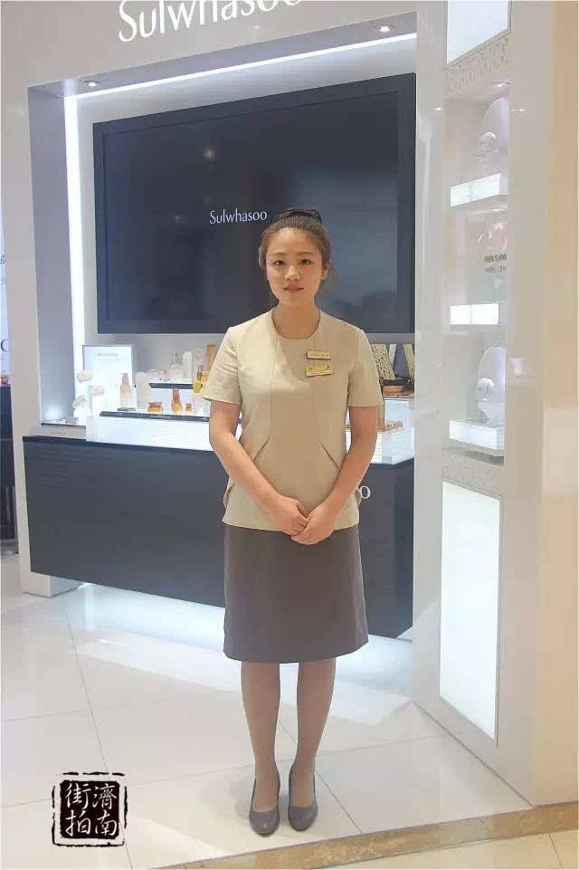 现在化妆品专柜的柜姐,颜值都逆天啊!