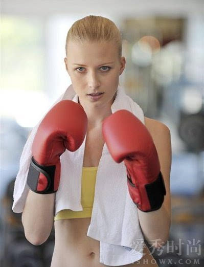 有氧搏击操尽情释放你的情绪和脂肪