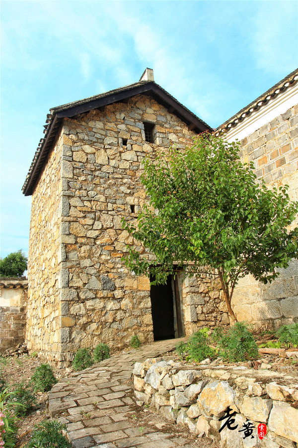 寻迹,最后的古彝大屯土司庄园