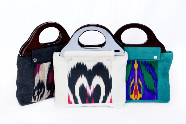 超赞!全国设计师联手创意新疆艾德莱斯