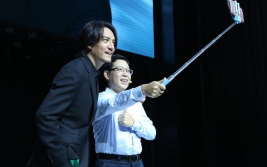 张震这样评价刘诗诗杨幂演技 被张震oppo大片