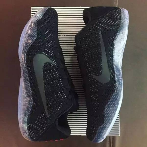 kobe xi black space