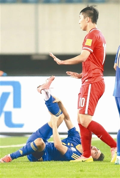 任航造成哈萨克斯坦球员断腿.
