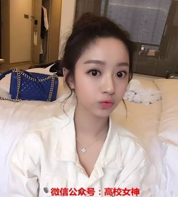 北电校花徐好,校服照很美,演技爆棚要火的节奏?