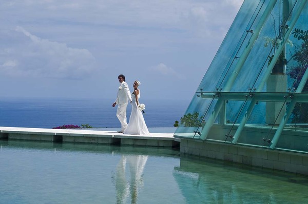 巴厘岛最"土豪"婚礼,水之教堂婚礼!