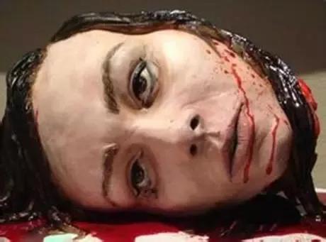 马路中间的钱不要捡,很可能是在找替死鬼