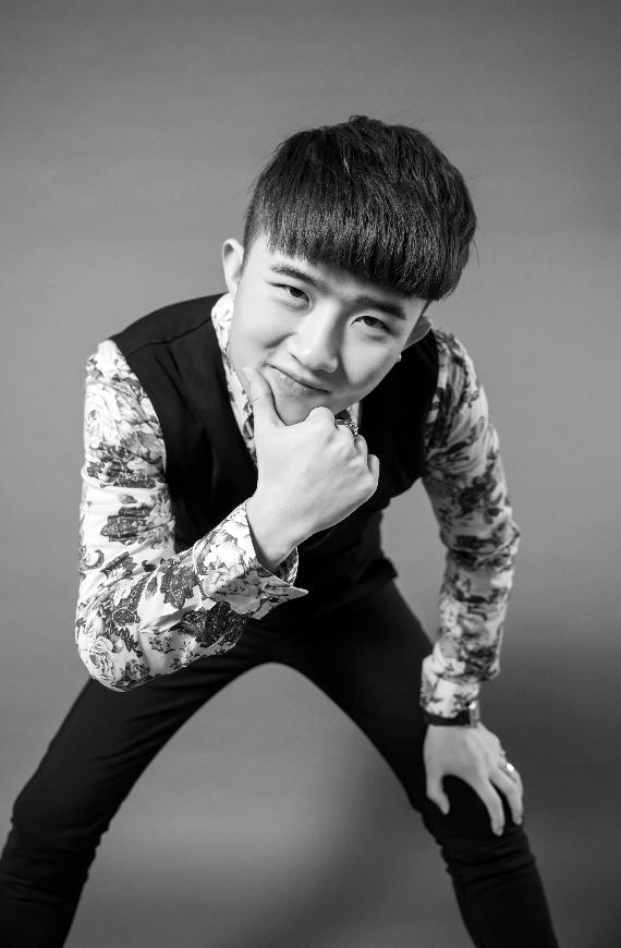 邱小龙—华语实力男歌手 词曲创作人