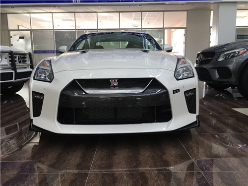 日产超速战神gtr 百公里加速2 7秒甩你几条街 汽车频道 手机搜狐