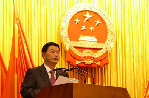 助推阳江发展 市第七届人大一次会议圆满落幕