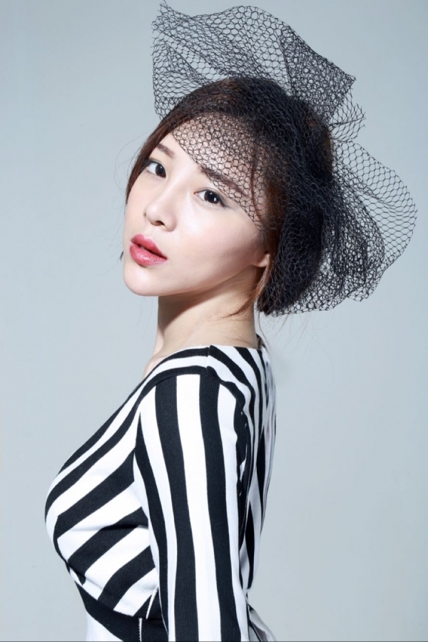 张艺冰:谁说女神只能当花瓶?