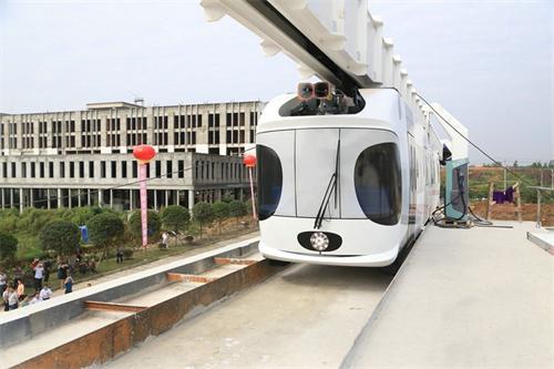 中铁宝桥承建的世界第一条新能源空铁—中唐空铁在人民日报,新华社