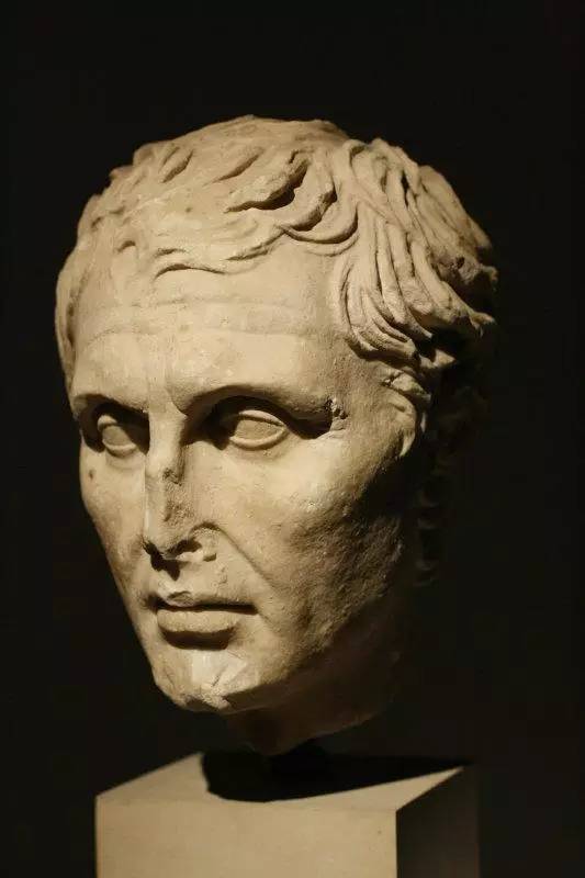 从神话到希腊化——古希腊文学发展的简史